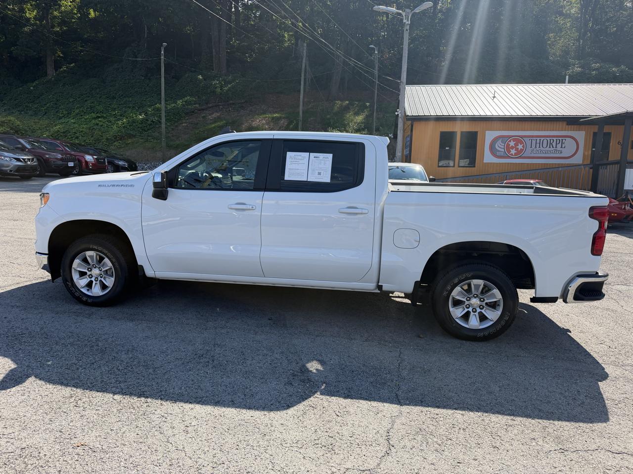 Chevrolet Silverado 1500 LT Crew Cab 4WD 2025