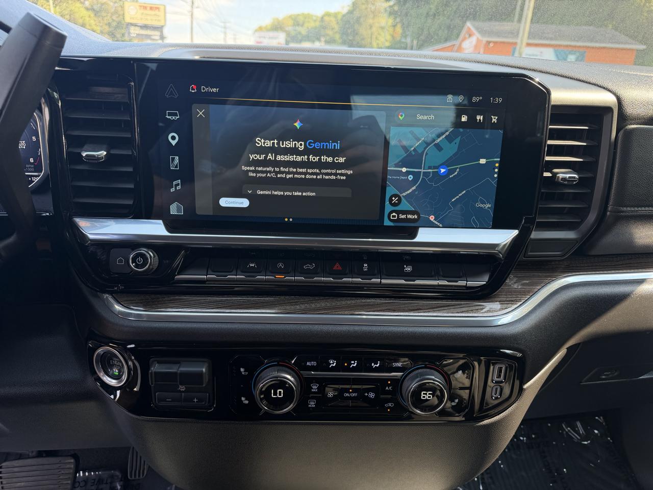 Chevrolet Silverado 1500 LT Crew Cab 4WD 2025
