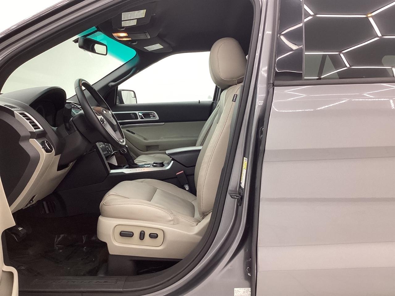 Ford Explorer 4WD 4dr XLT 2013