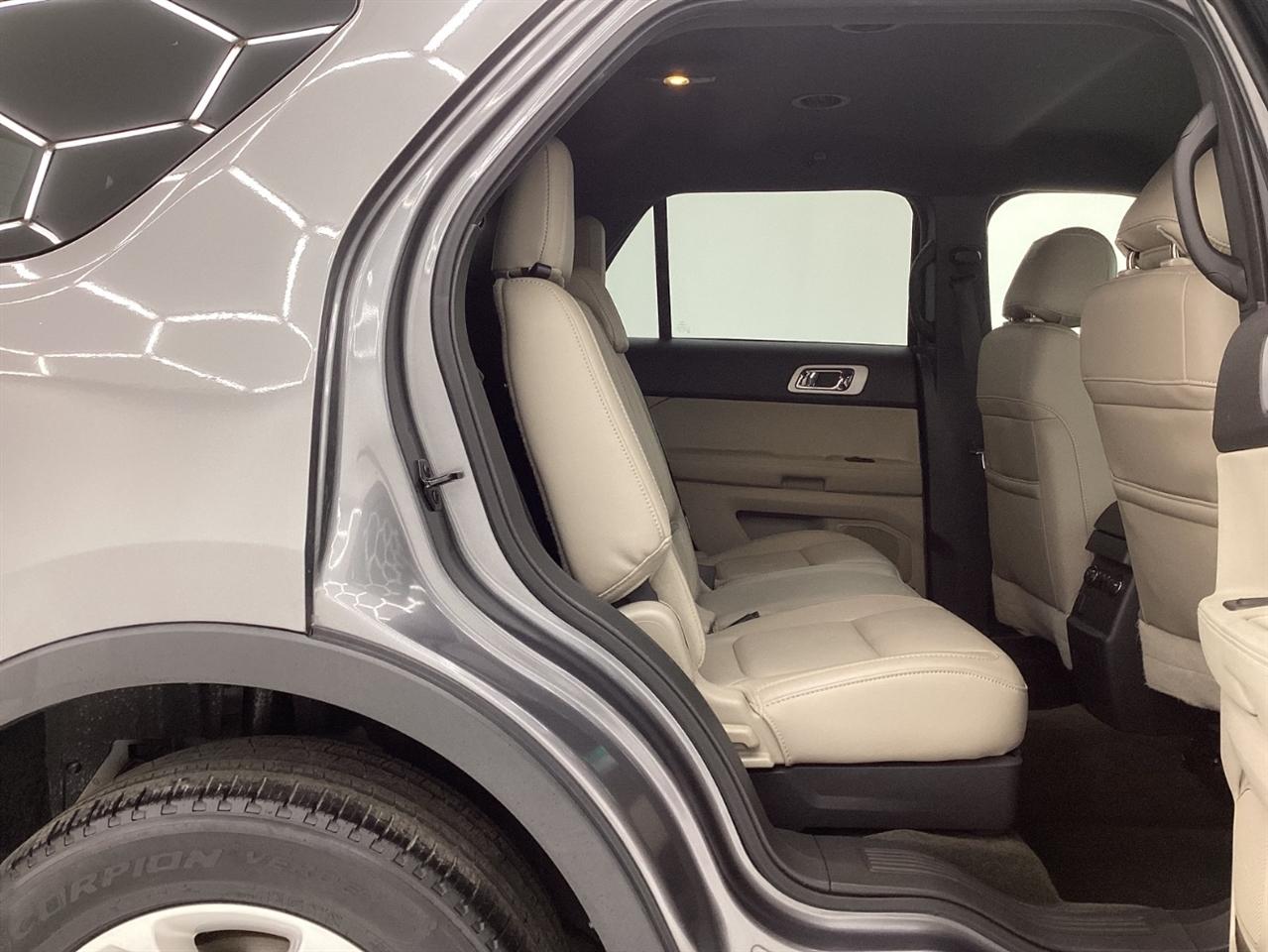 Ford Explorer 4WD 4dr XLT 2013