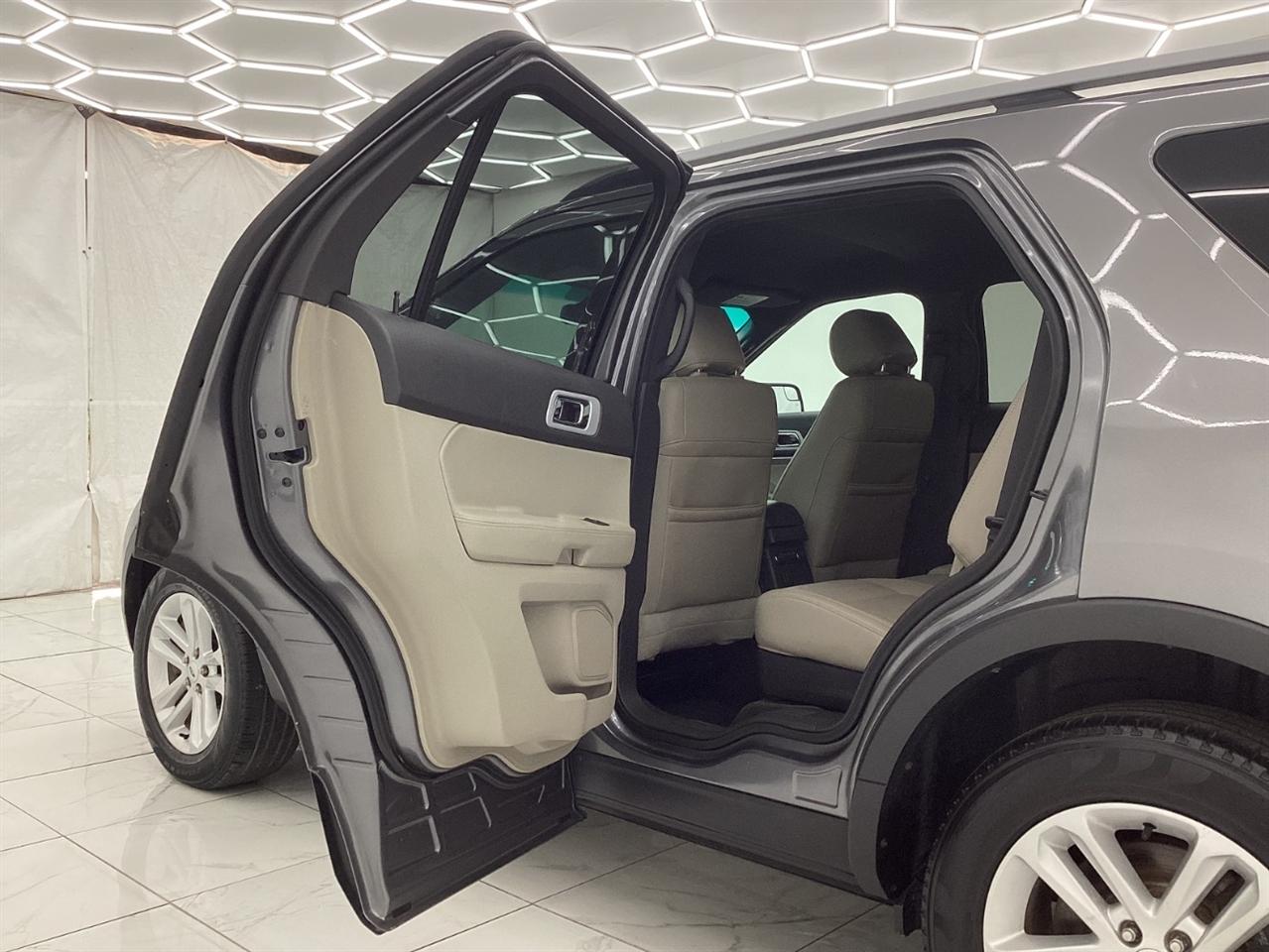 Ford Explorer 4WD 4dr XLT 2013