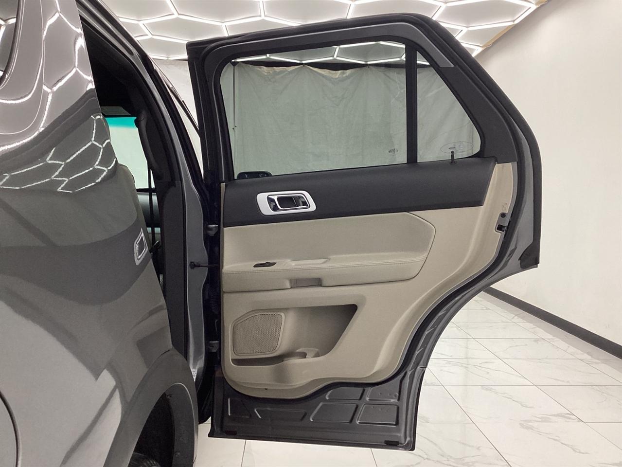 Ford Explorer 4WD 4dr XLT 2013