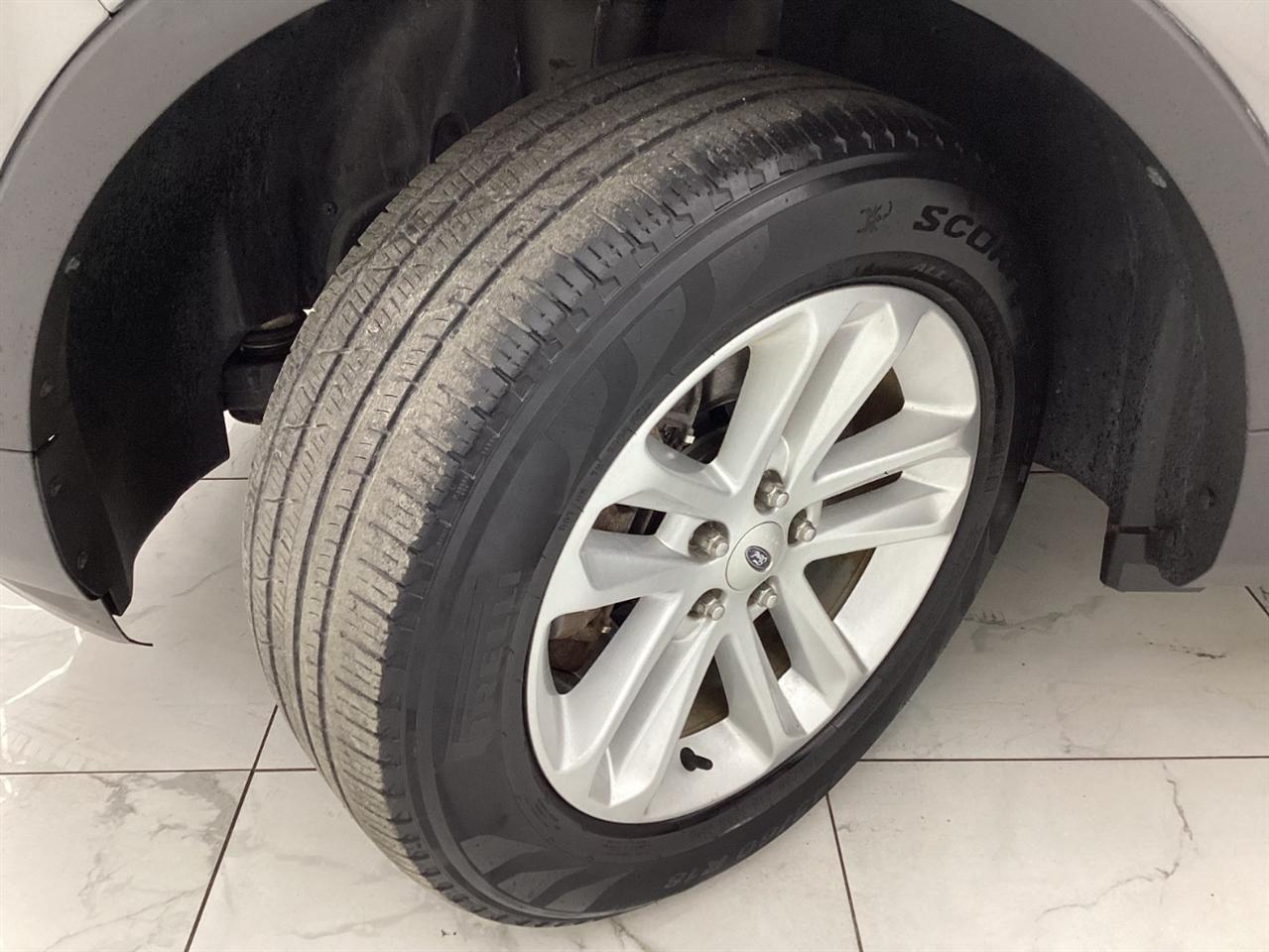 Ford Explorer 4WD 4dr XLT 2013