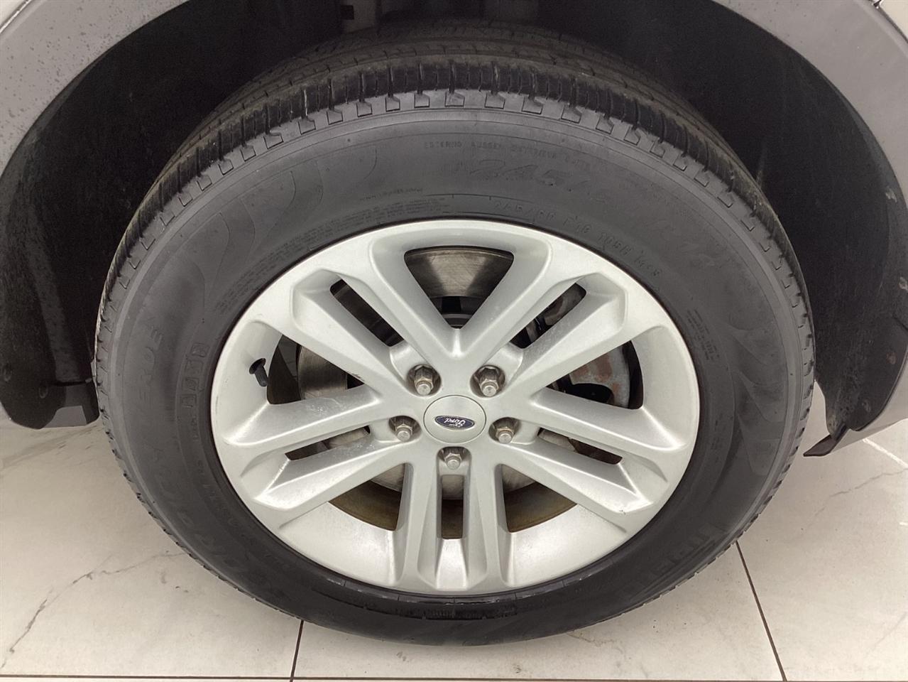 Ford Explorer 4WD 4dr XLT 2013