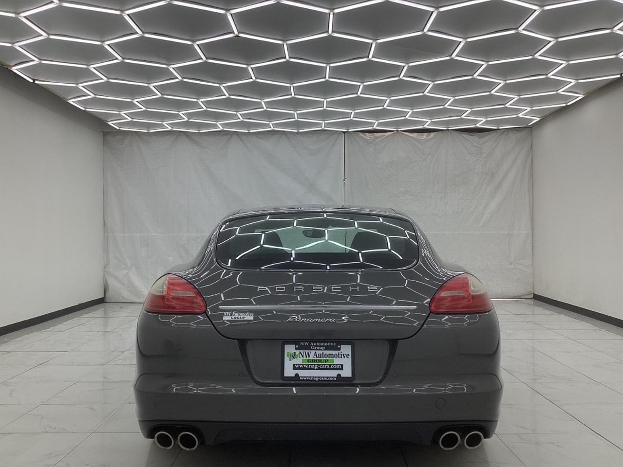 Porsche Panamera 4dr HB 4S 2013