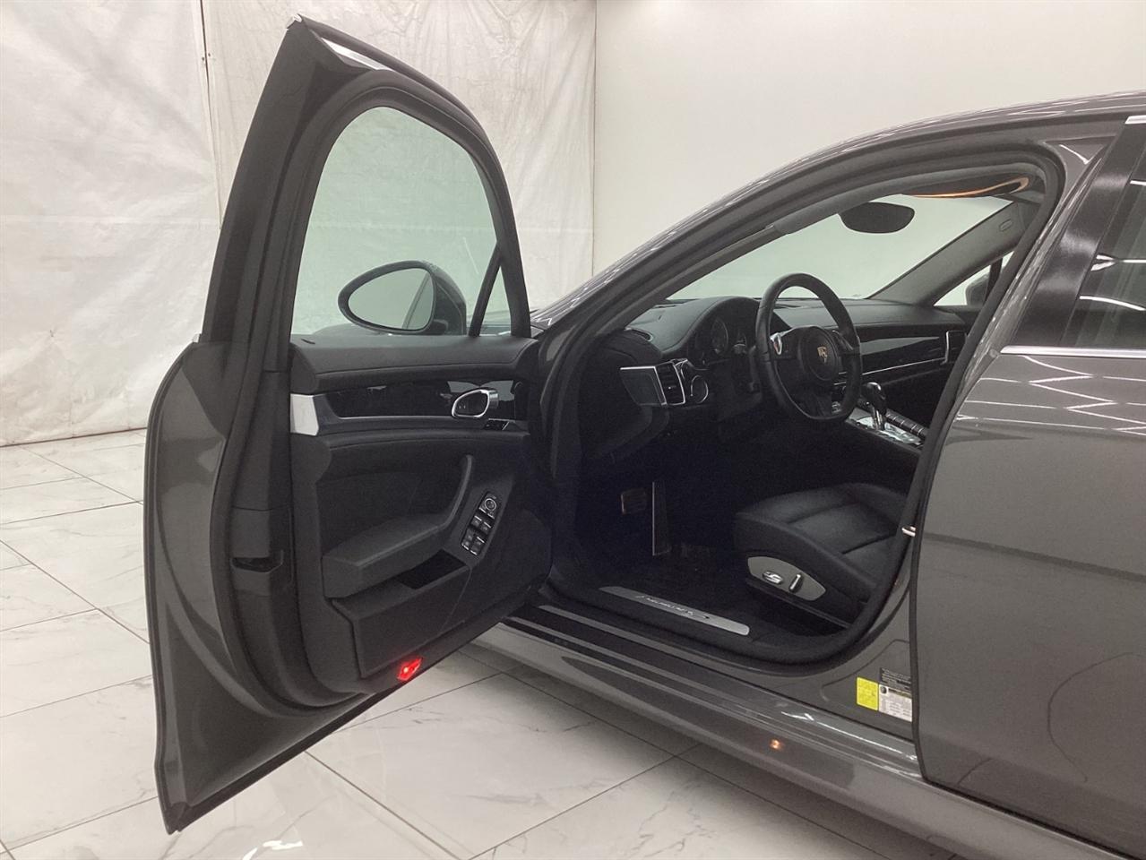 Porsche Panamera 4dr HB 4S 2013