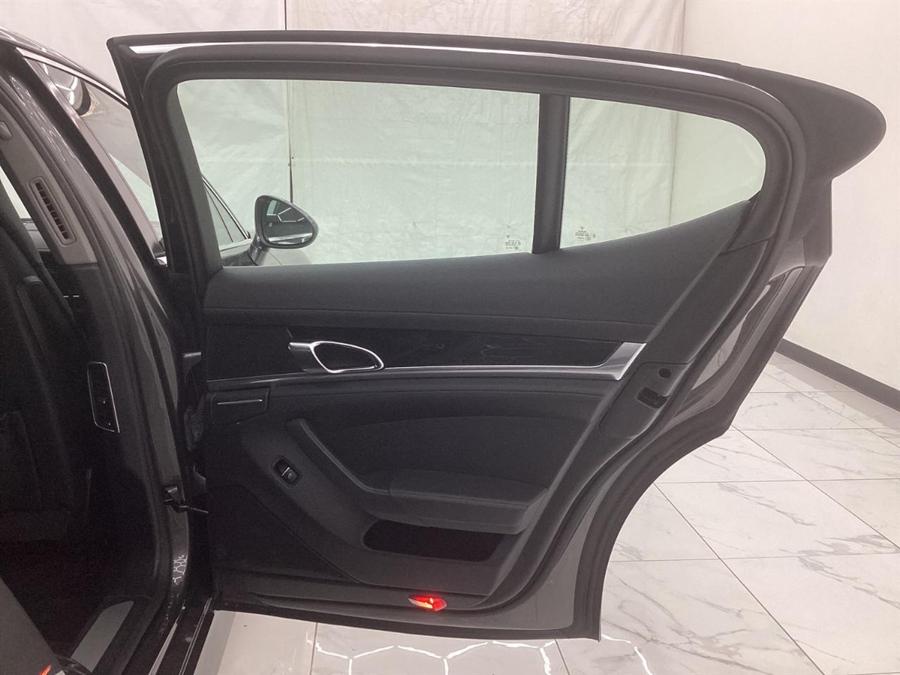 Porsche Panamera 4dr HB 4S 2013