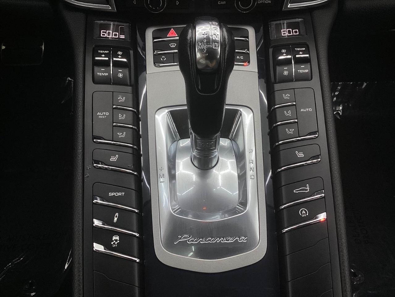 Porsche Panamera 4dr HB 4S 2013