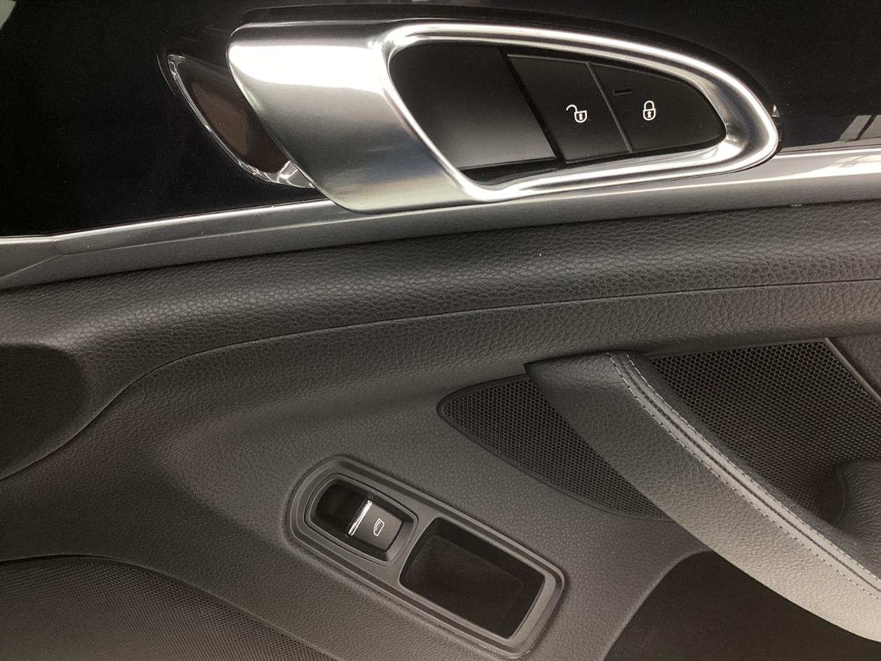 Porsche Panamera 4dr HB 4S 2013