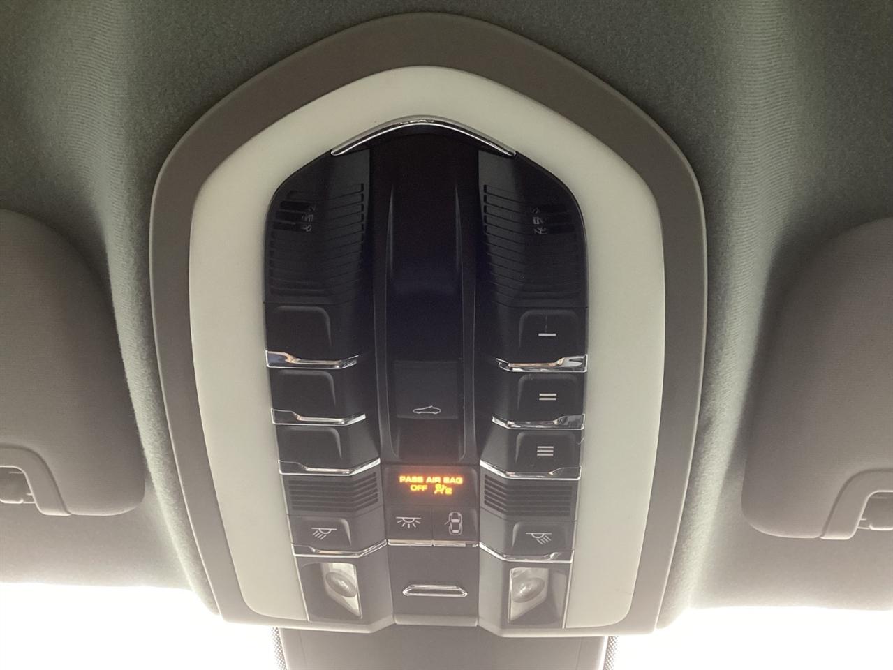 Porsche Panamera 4dr HB 4S 2013
