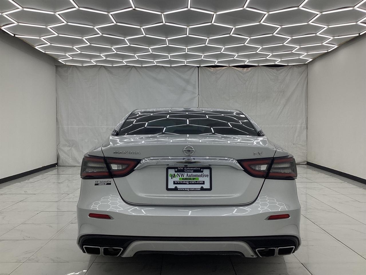 Nissan Maxima SV 3.5L 2019