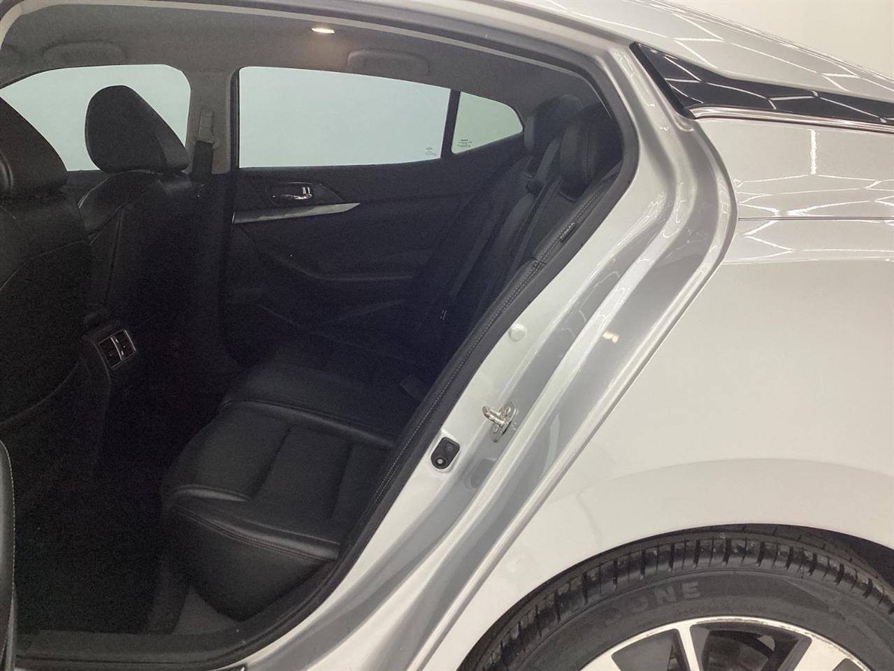 Nissan Maxima SV 3.5L 2019