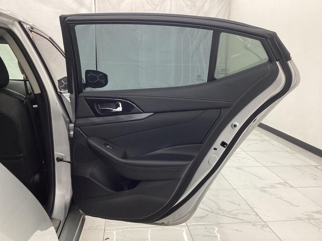 Nissan Maxima SV 3.5L 2019