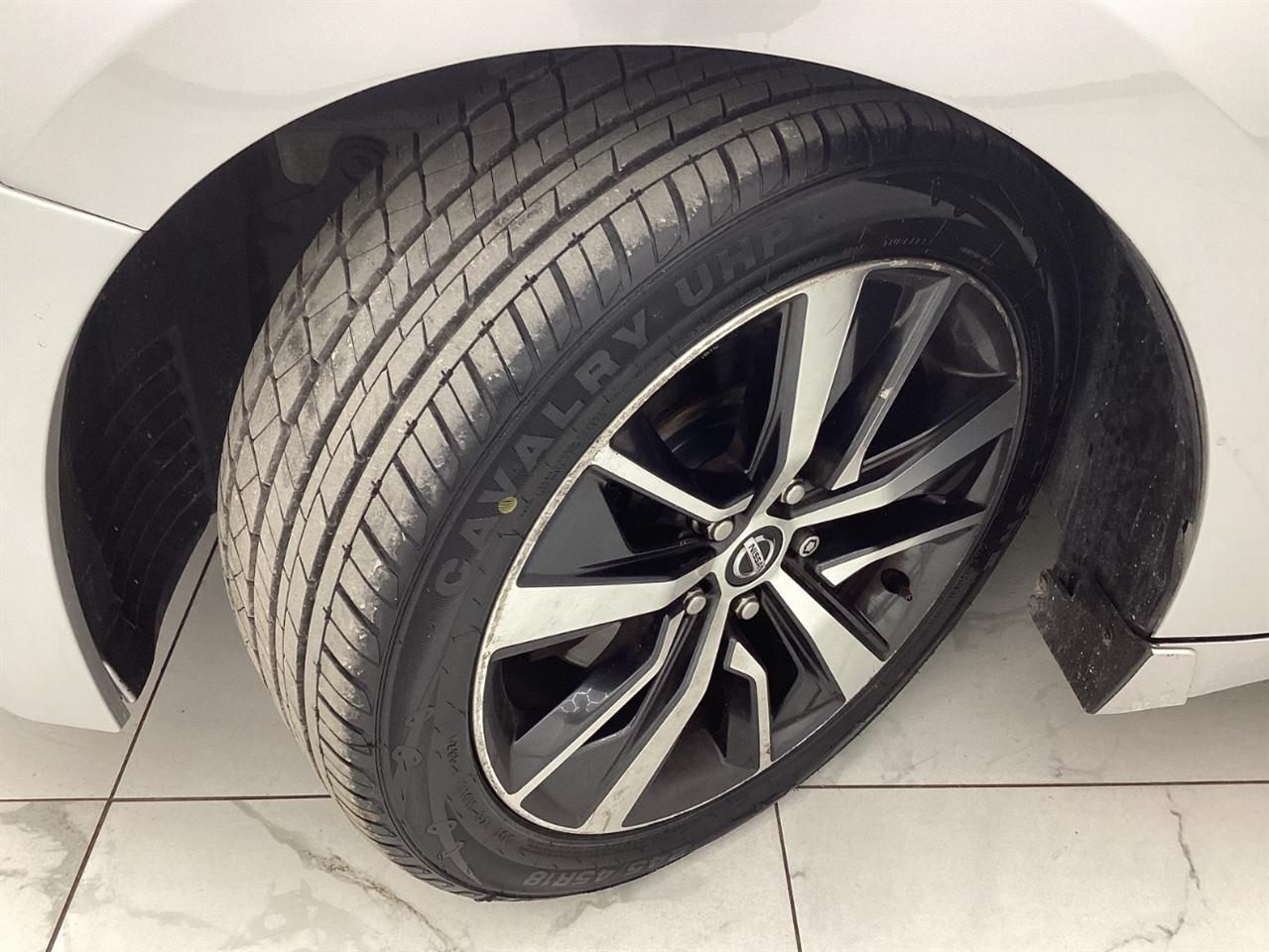 Nissan Maxima SV 3.5L 2019