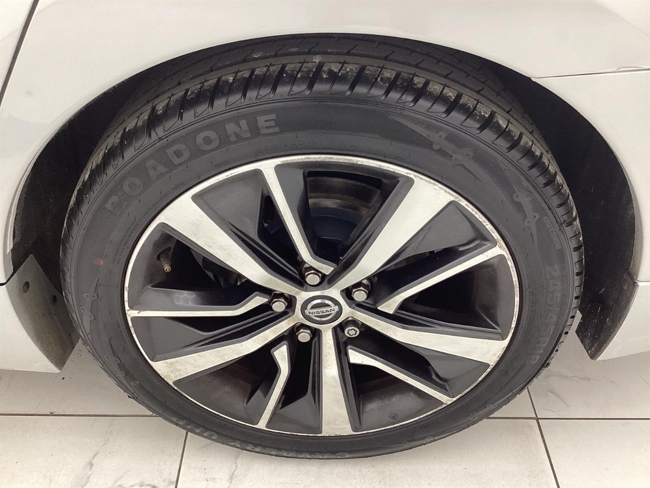 Nissan Maxima SV 3.5L 2019