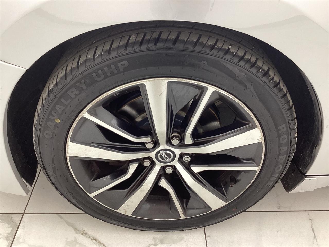 Nissan Maxima SV 3.5L 2019