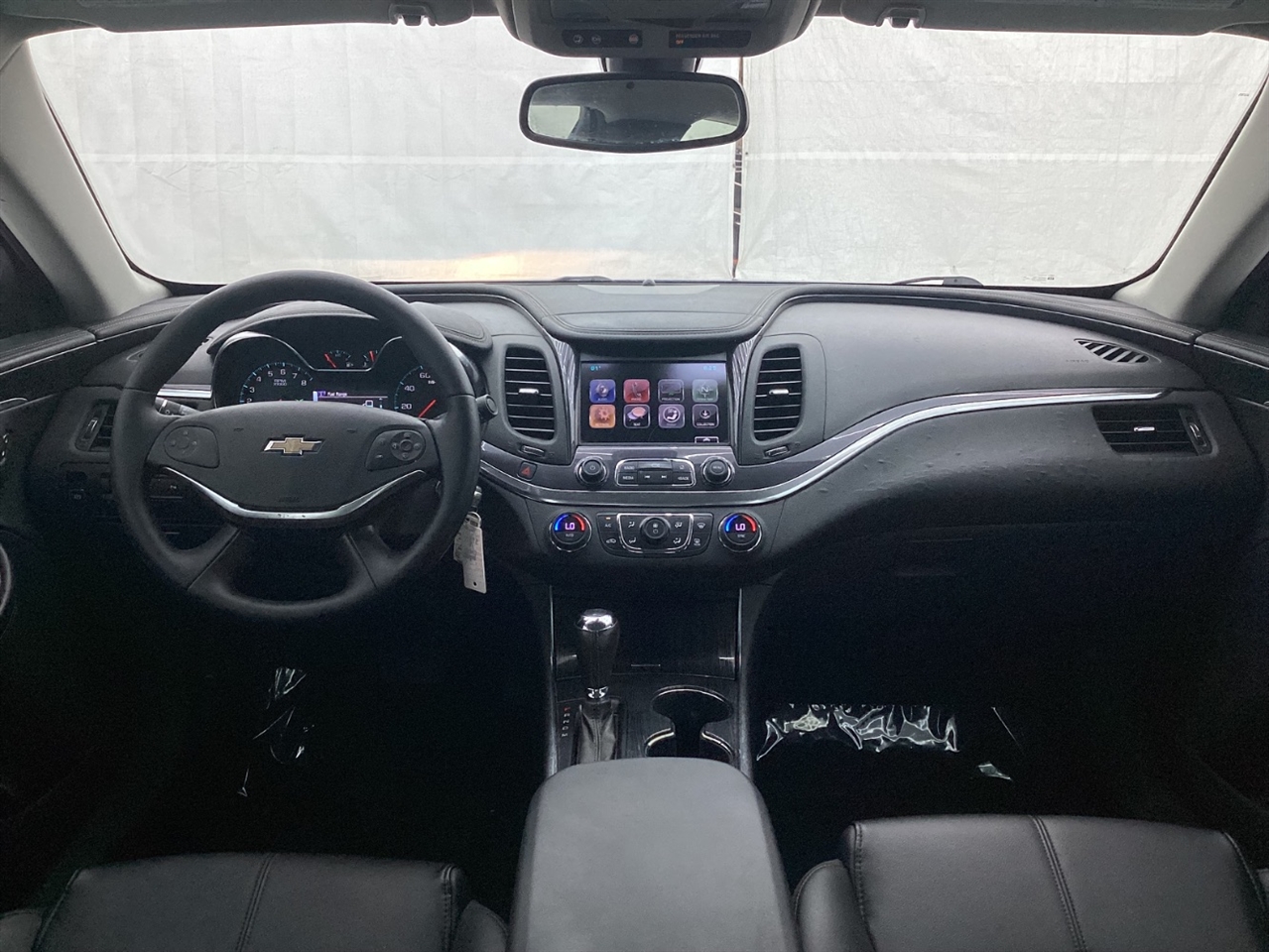 Chevrolet Impala 4dr Sdn LT w/1LT 2017