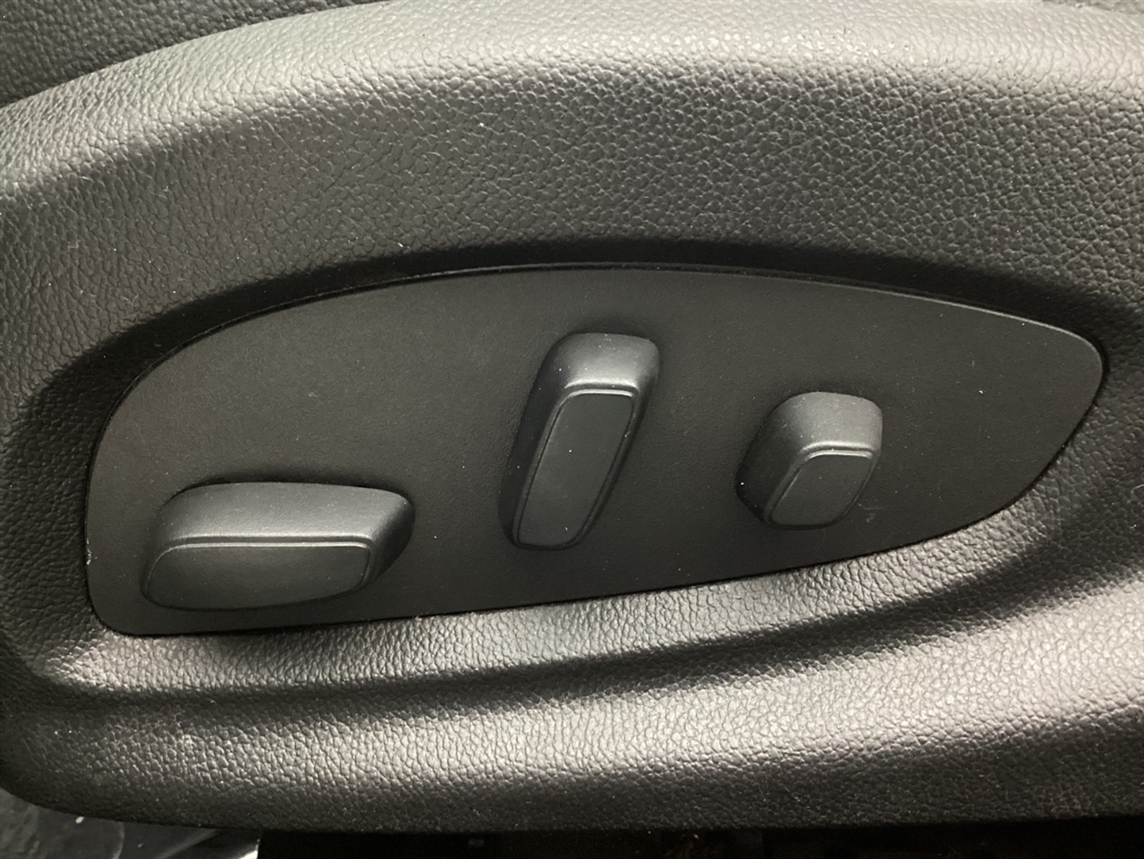 Chevrolet Impala 4dr Sdn LT w/1LT 2017