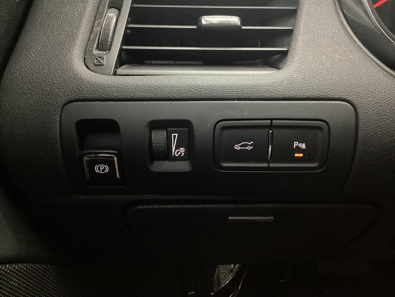 Chevrolet Impala 4dr Sdn LT w/1LT 2017