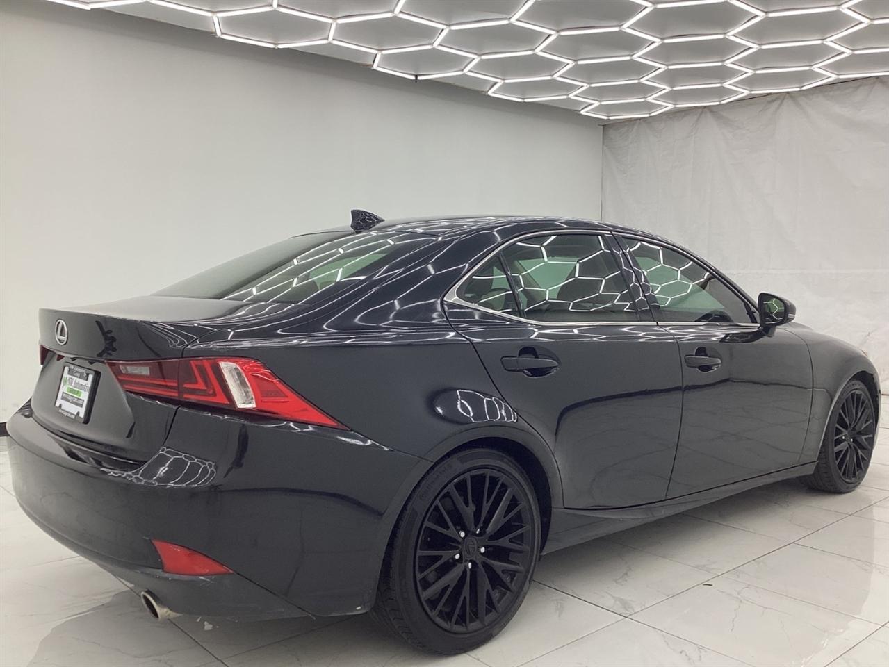 Lexus IS 250 4dr Sport Sdn Auto AWD 2014