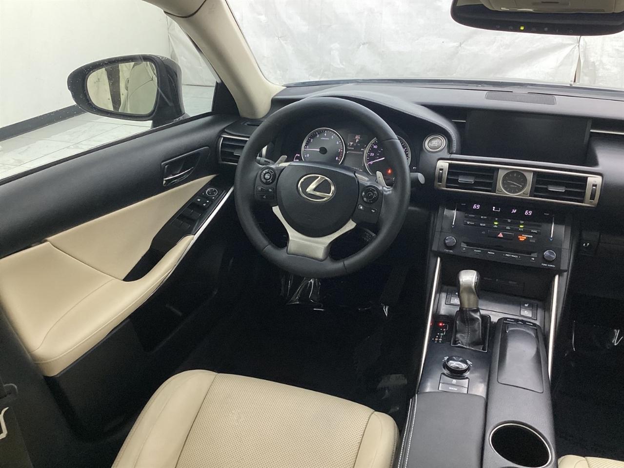Lexus IS 250 4dr Sport Sdn Auto AWD 2014