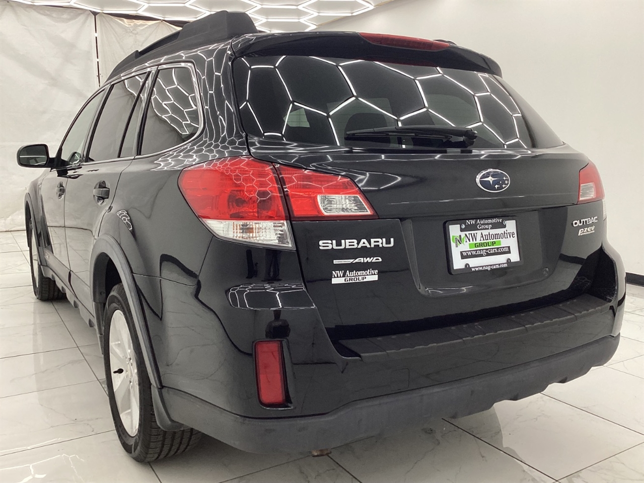 Subaru Outback 4dr Wgn H4 Auto 2.5i Premium 2013