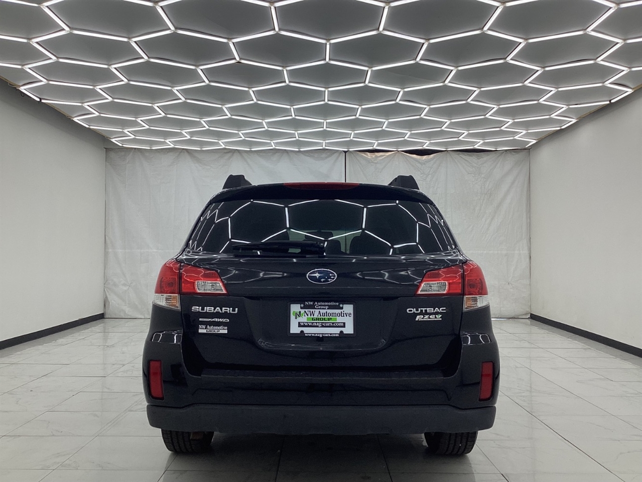 Subaru Outback 4dr Wgn H4 Auto 2.5i Premium 2013