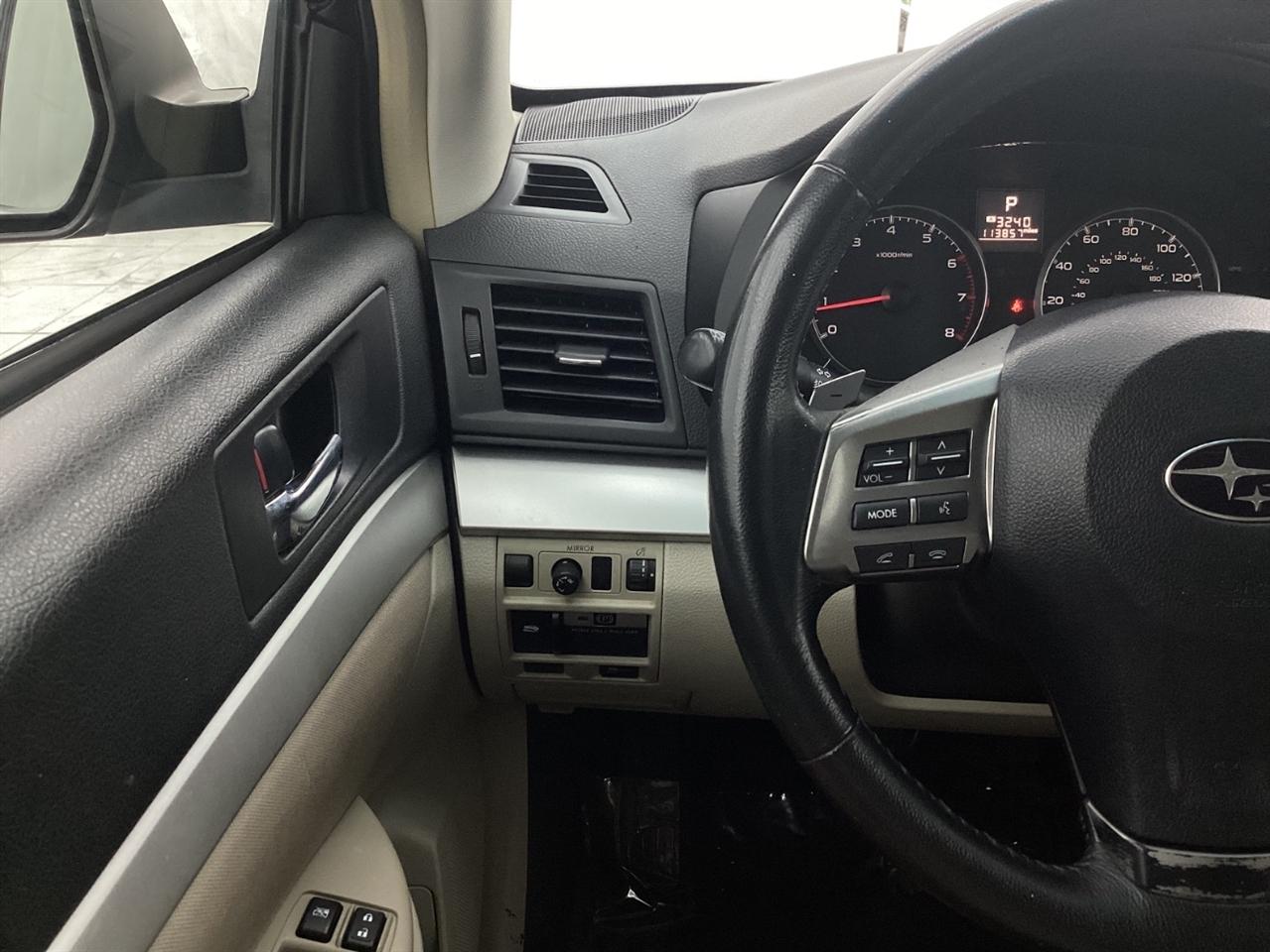 Subaru Outback 4dr Wgn H4 Auto 2.5i Premium 2013