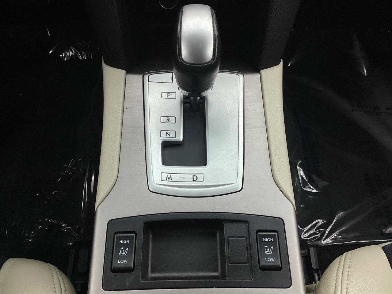 Subaru Outback 4dr Wgn H4 Auto 2.5i Premium 2013