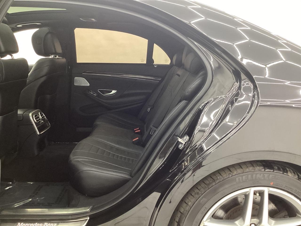 Mercedes-Benz S-Class S 560 4MATIC Sedan 2018