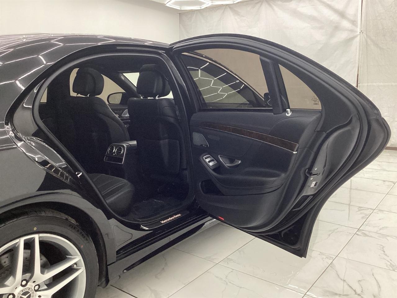 Mercedes-Benz S-Class S 560 4MATIC Sedan 2018