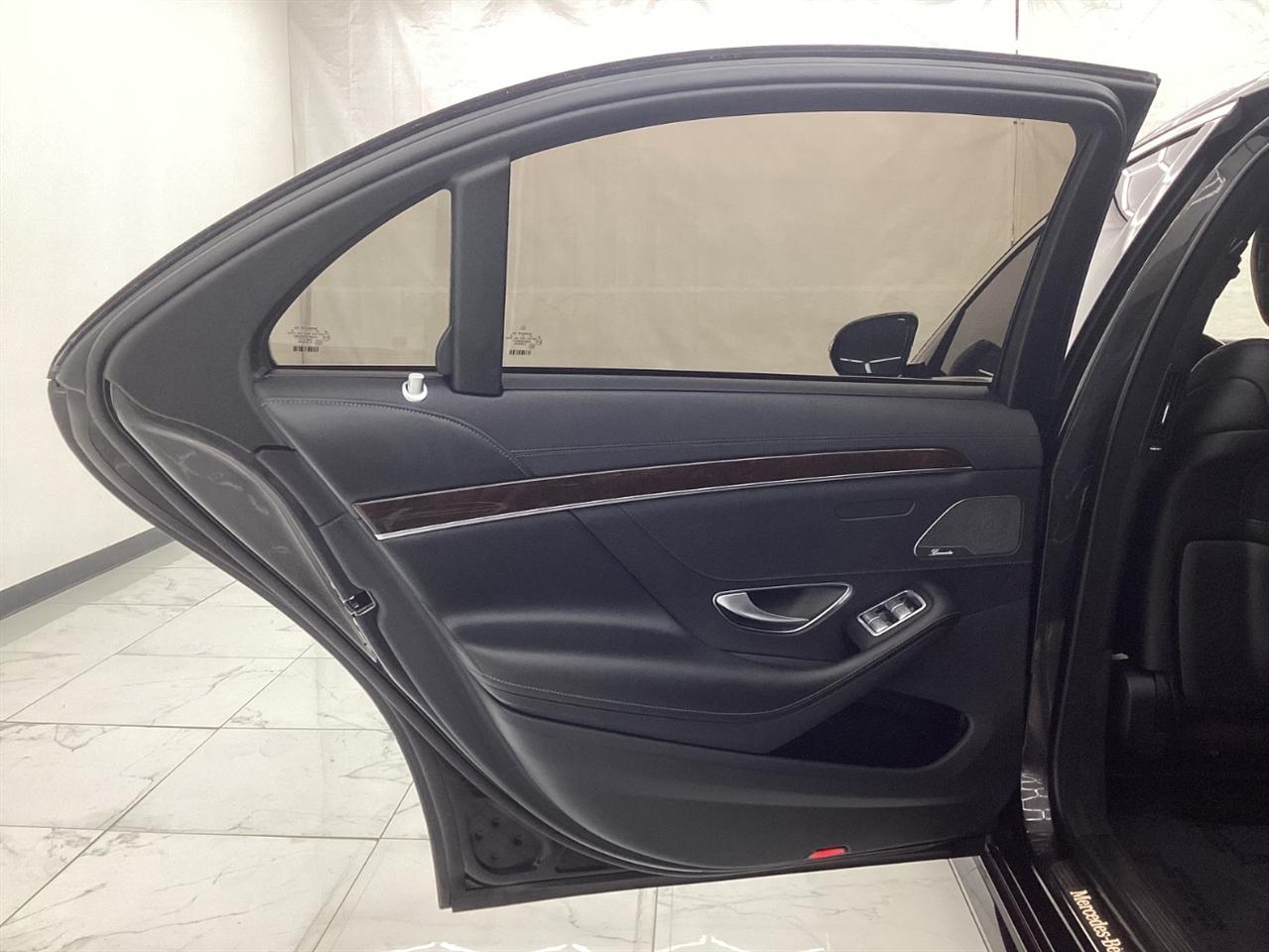Mercedes-Benz S-Class S 560 4MATIC Sedan 2018