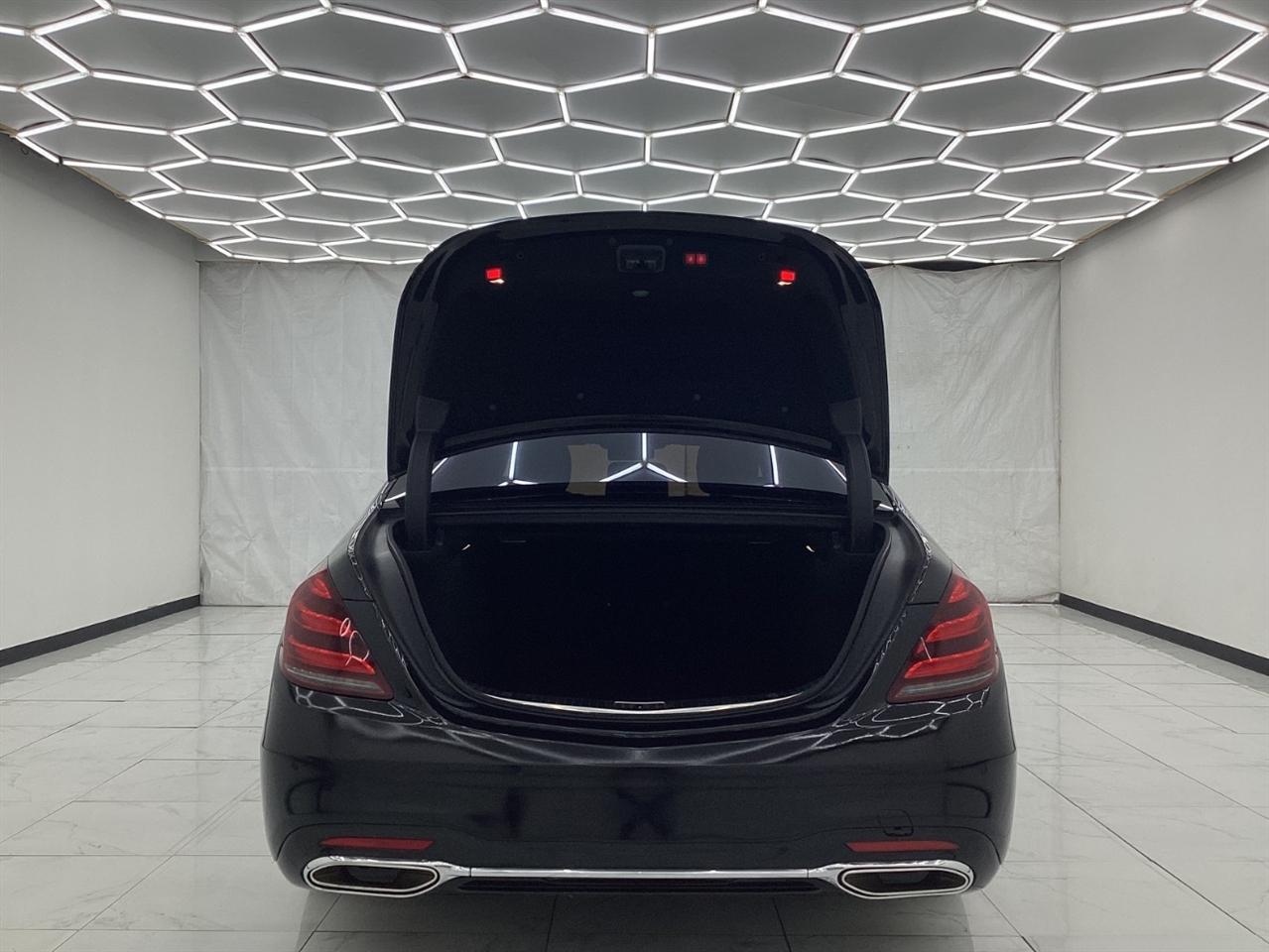 Mercedes-Benz S-Class S 560 4MATIC Sedan 2018