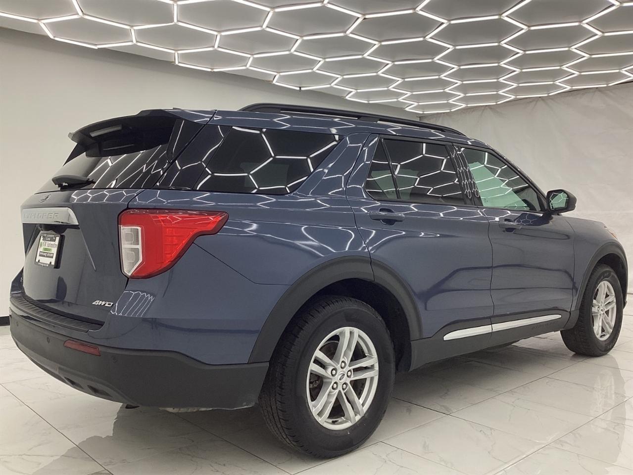 Ford Explorer XLT 4WD 2021