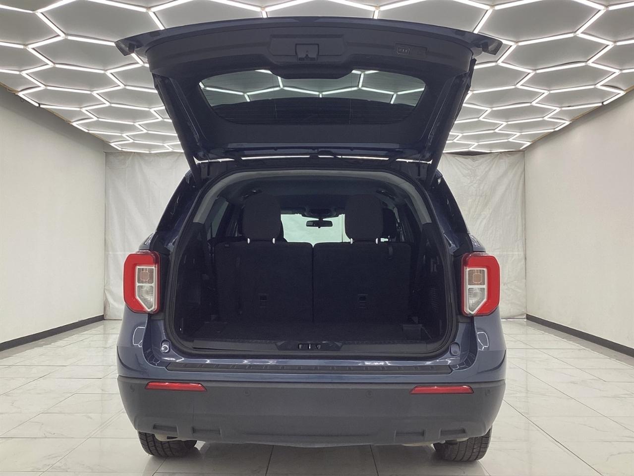 Ford Explorer XLT 4WD 2021