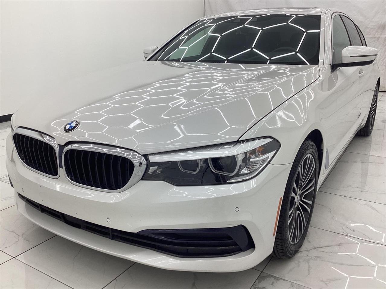 2019 BMW 5 Series 540i xDrive Sedan
