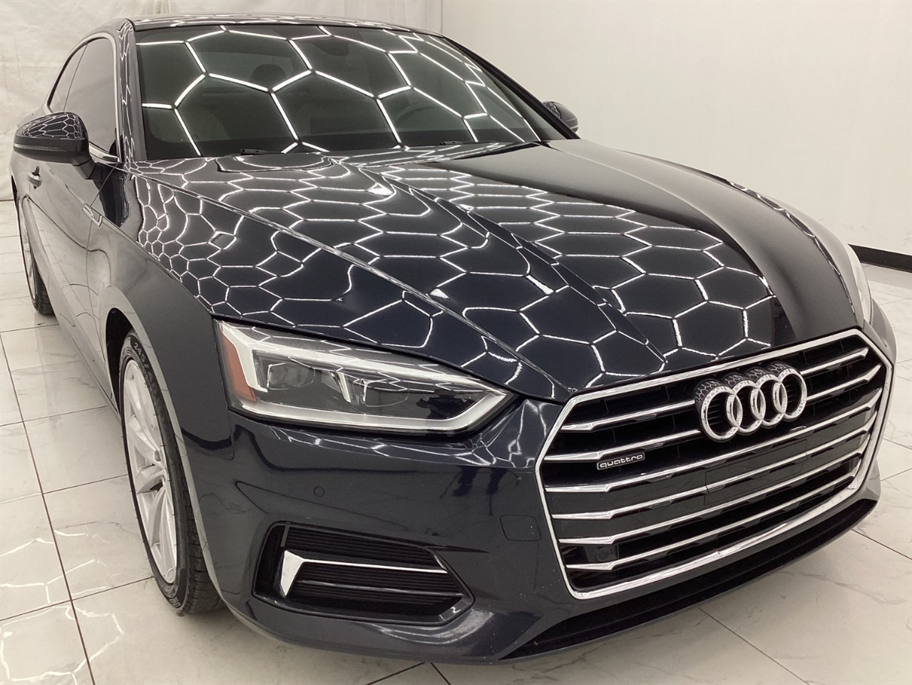 2018 Audi A5 Premium Plus Quattro photo 2