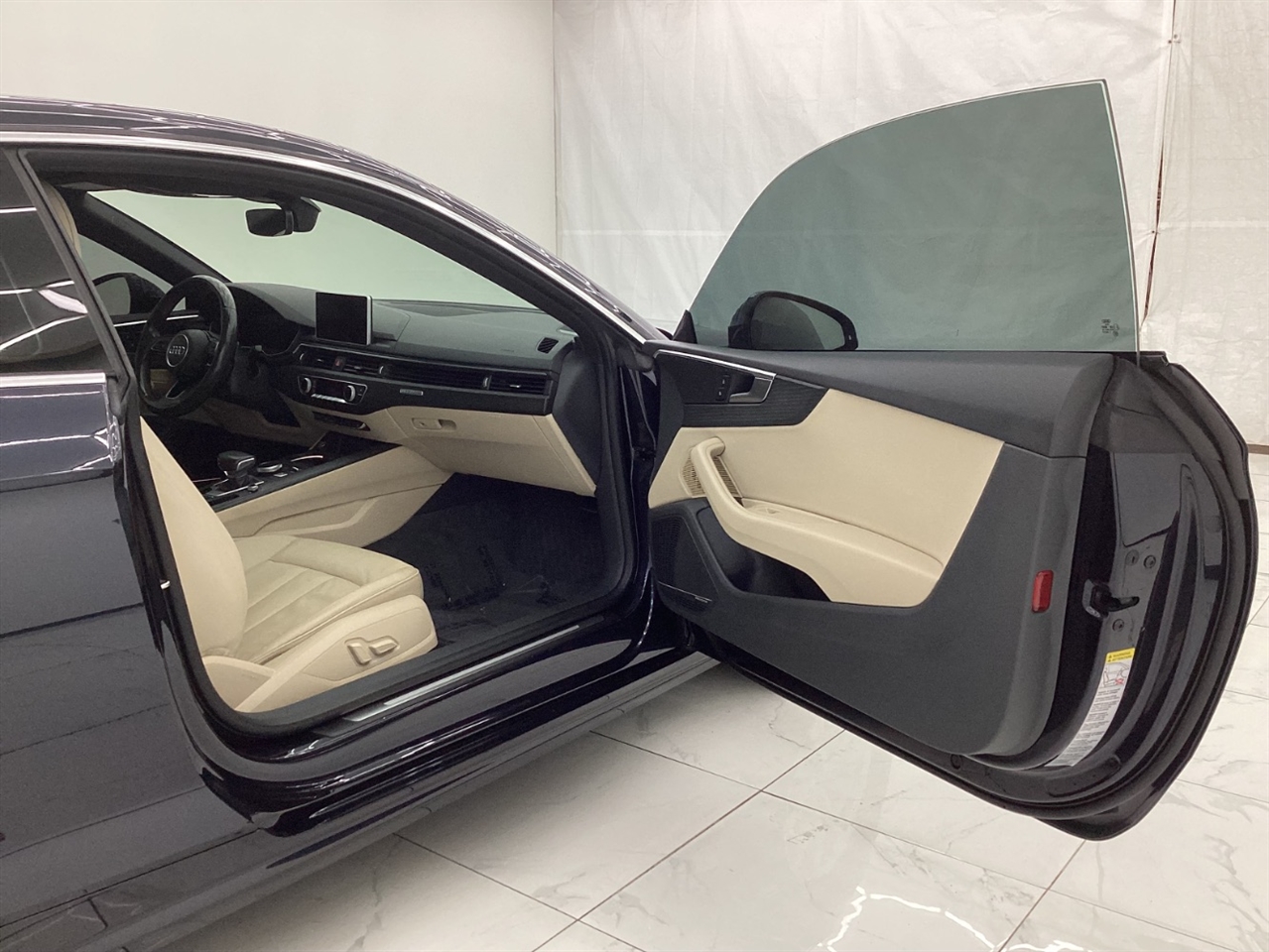 2018 Audi A5 Premium Plus Quattro photo 14