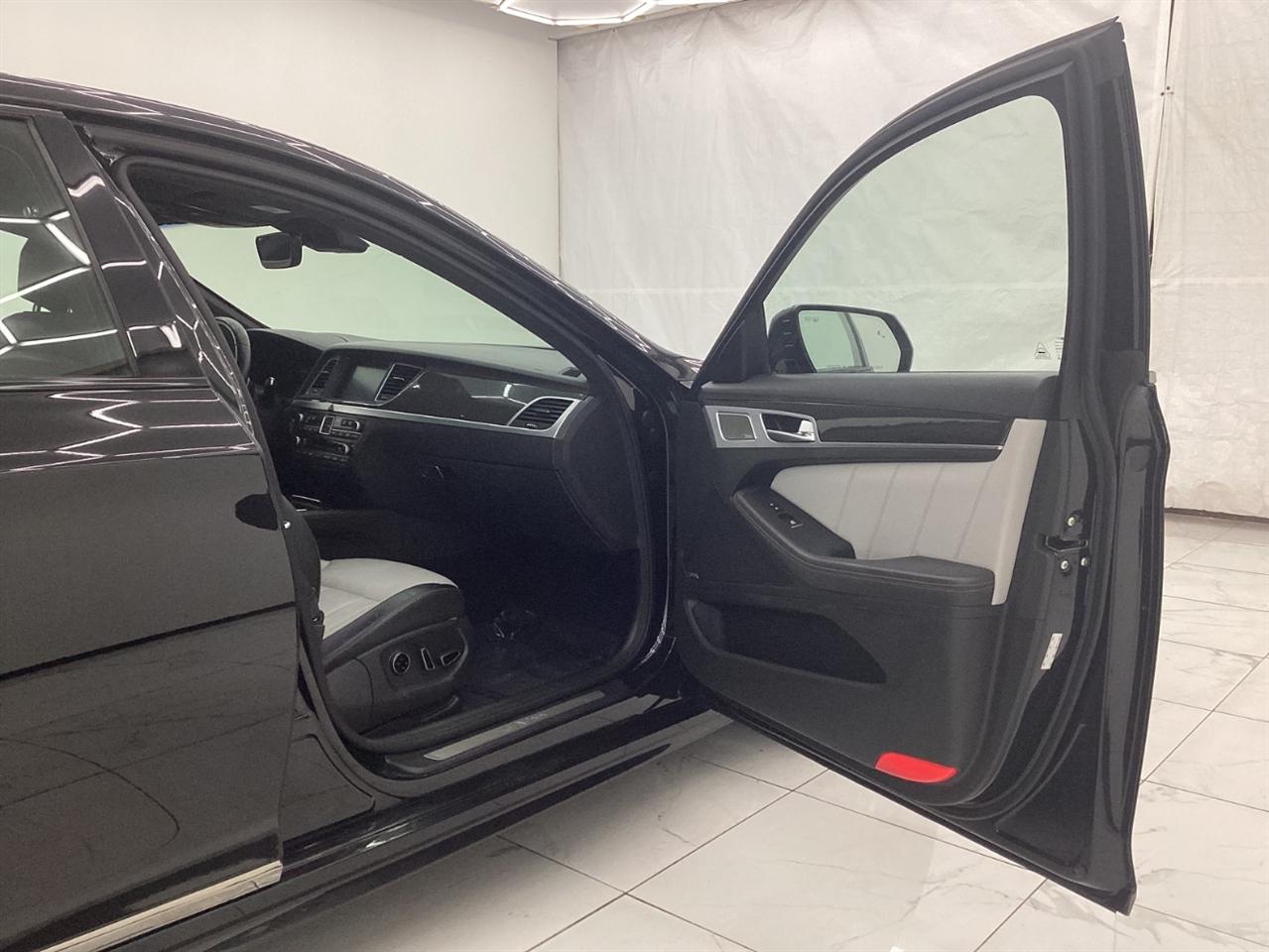 Genesis G80 3.3T Sport RWD 2018