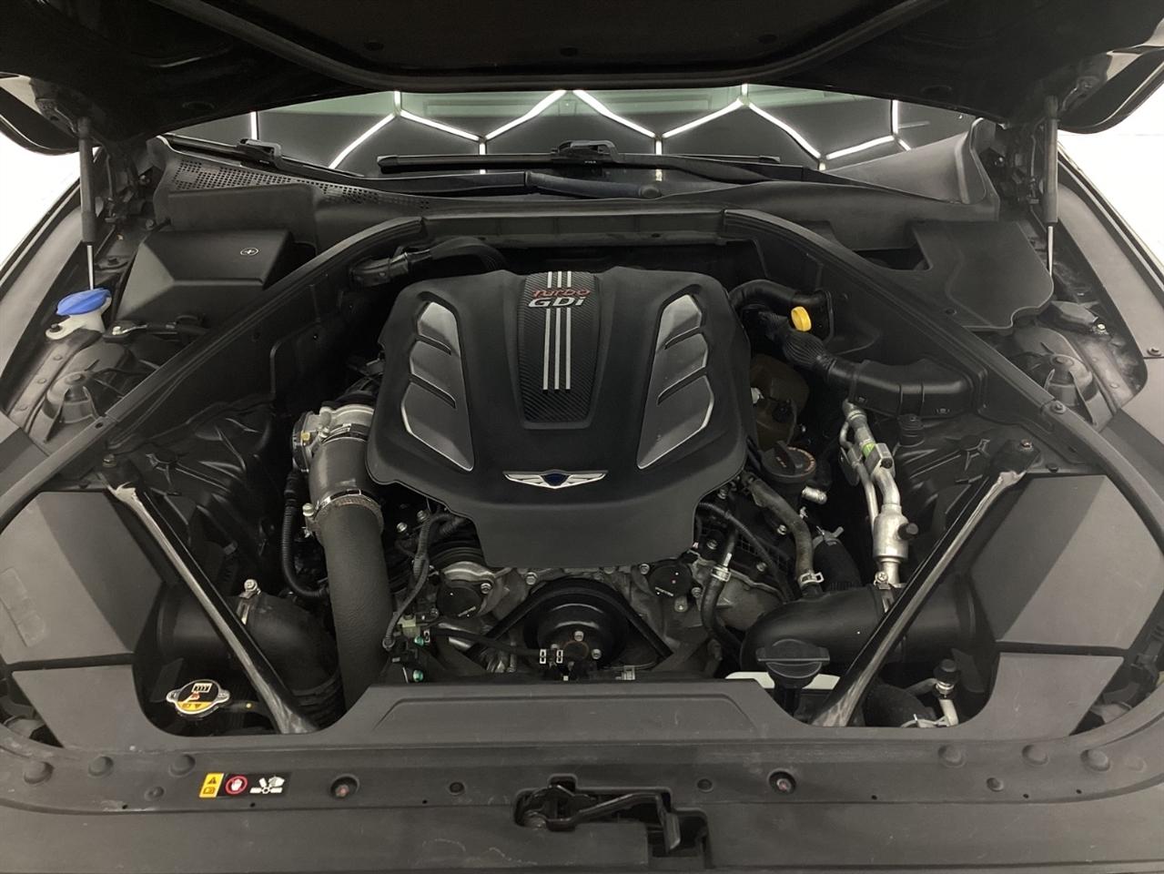 Genesis G80 3.3T Sport RWD 2018