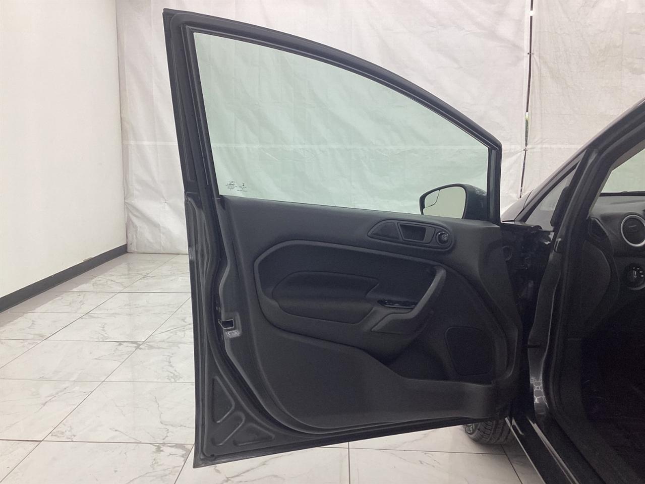 Ford Fiesta SE Sedan 2019