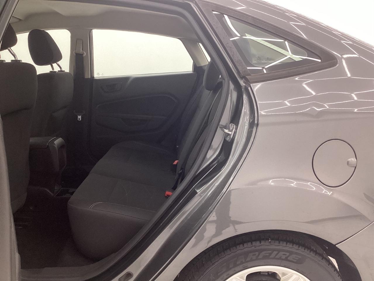 Ford Fiesta SE Sedan 2019