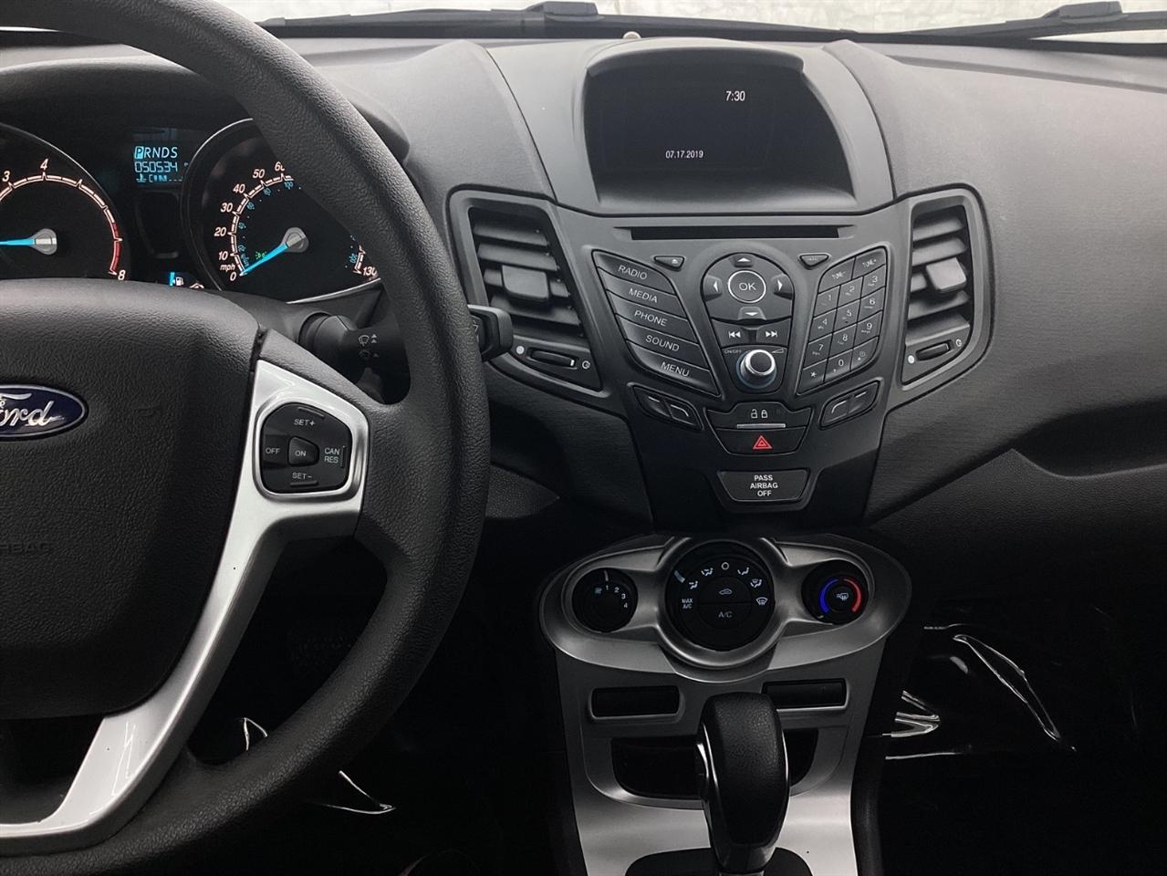 Ford Fiesta SE Sedan 2019