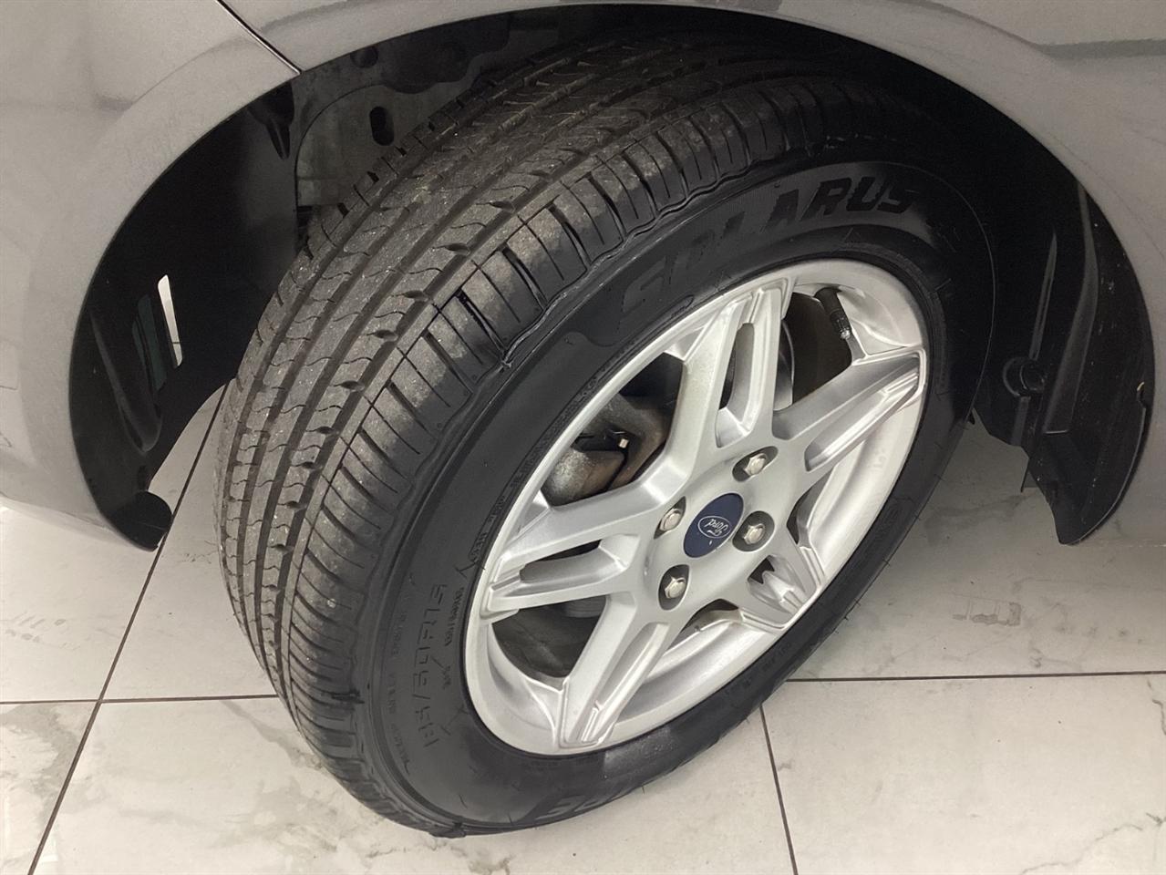 Ford Fiesta SE Sedan 2019