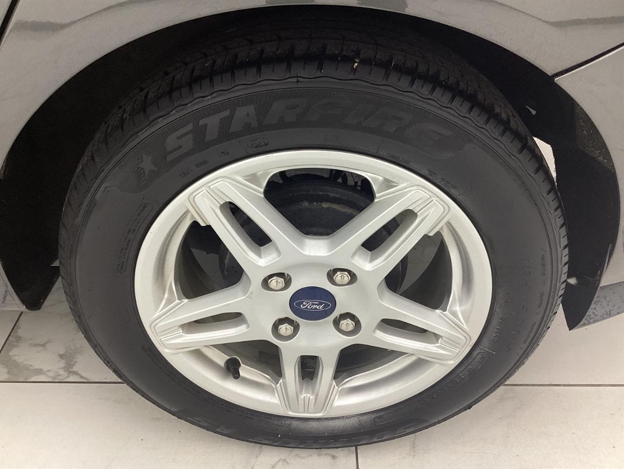 Ford Fiesta SE Sedan 2019