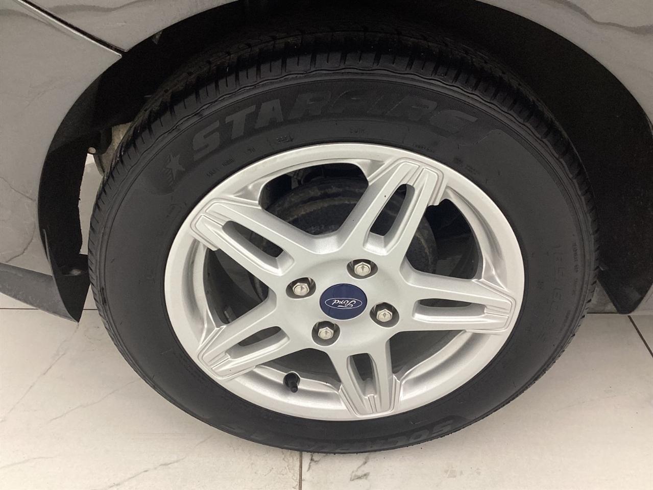 Ford Fiesta SE Sedan 2019