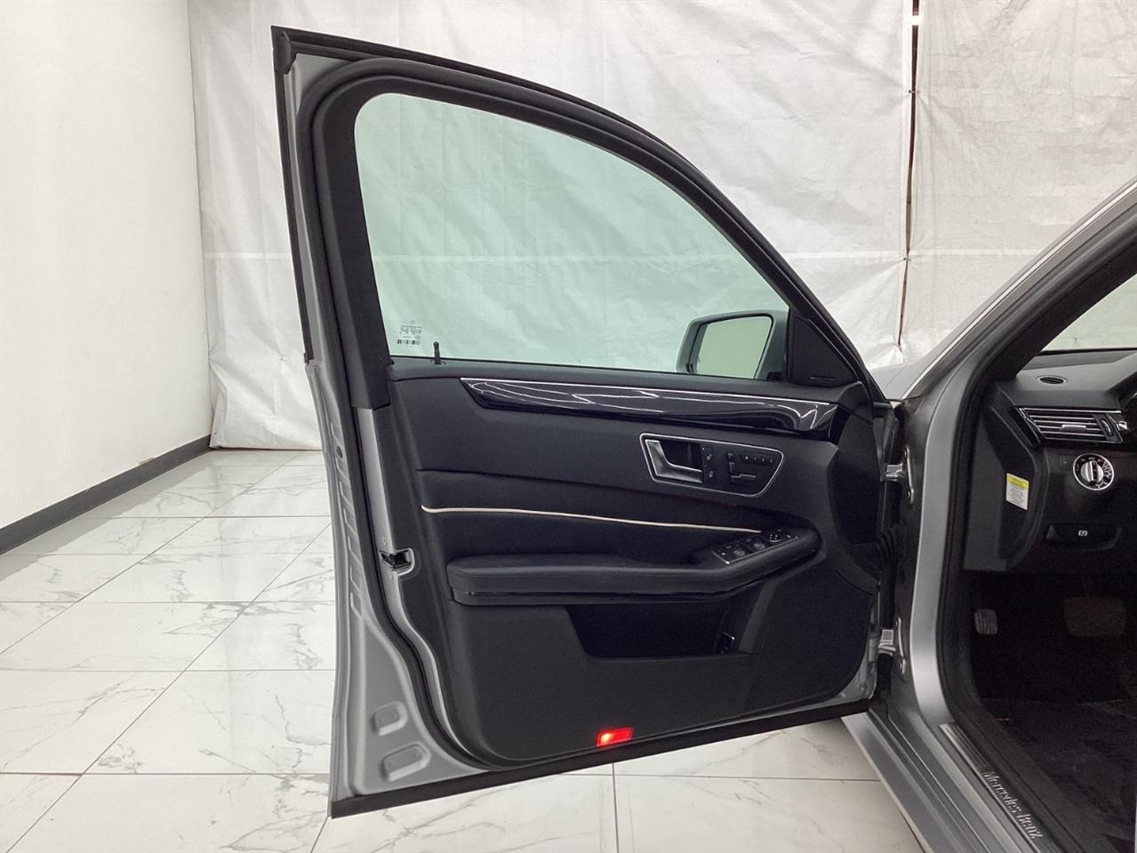 Mercedes-Benz E-Class 4dr Sdn E 350 Sport RWD 2012