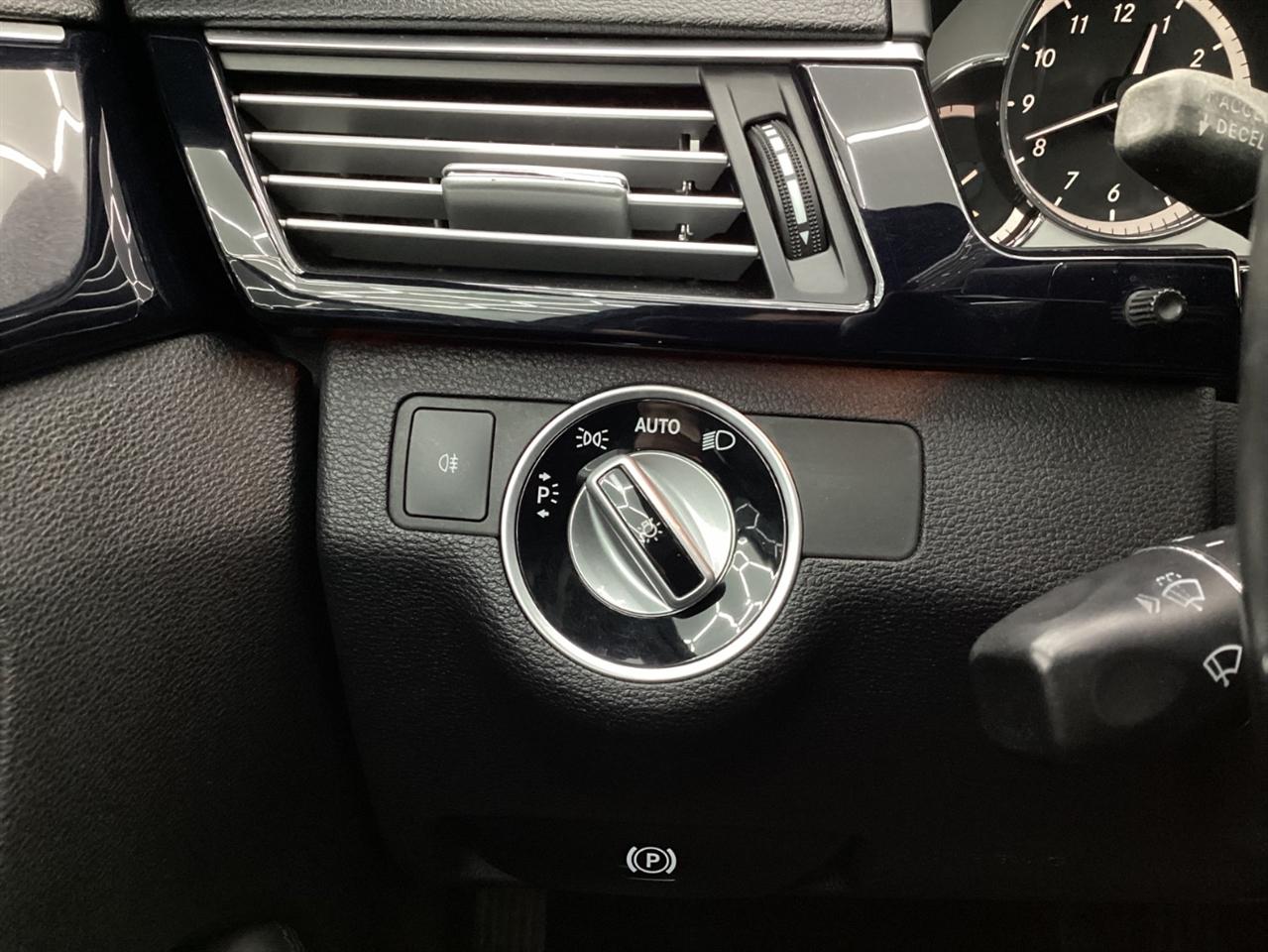 Mercedes-Benz E-Class 4dr Sdn E 350 Sport RWD 2012