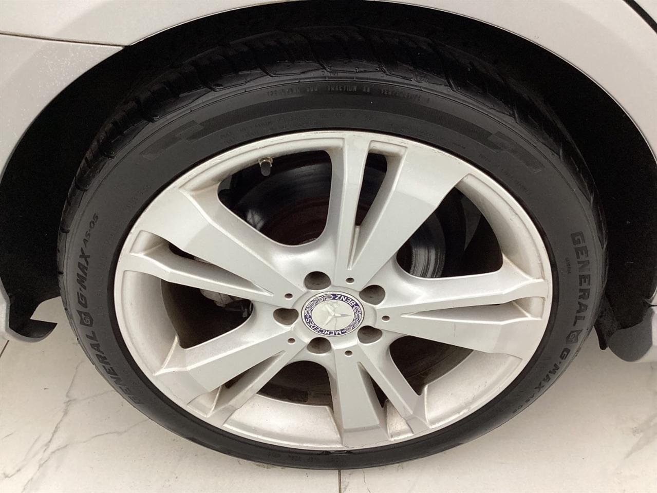 Mercedes-Benz E-Class 4dr Sdn E 350 Sport RWD 2012