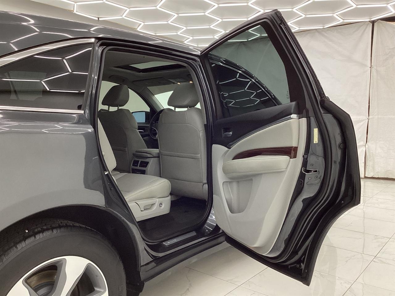 Acura MDX SH-AWD 4dr 2016